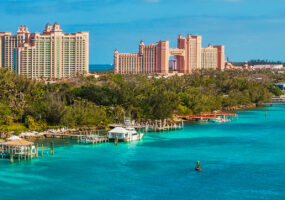 🥇 Sunsets And Sea Breezes Bahamas Escape